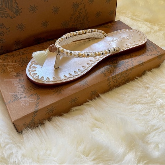 NWT ~  Free People Menorca Thong Sandal - Picture 2 of 11